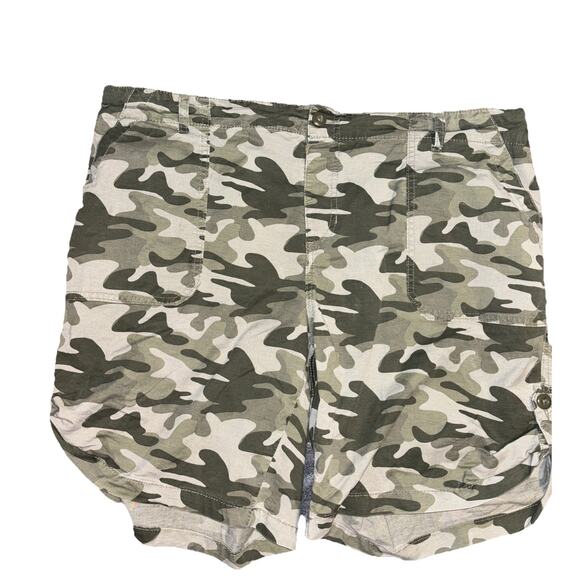 Stitch Star Womens Sz 2x Camo Lightweight Cargo Shorts Elastic Back 8.5 Inseam - Picture 3 of 9
